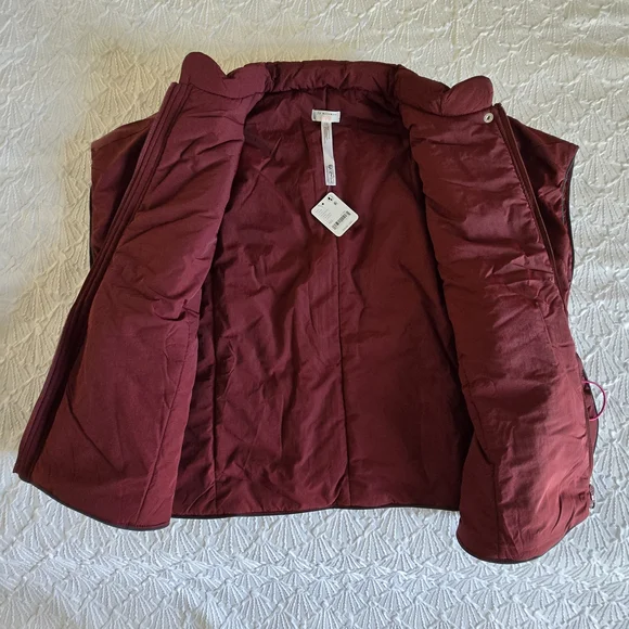 Fee People FP Movement Red Reflective Poncho Fits All NWT - Picture 6 of 10